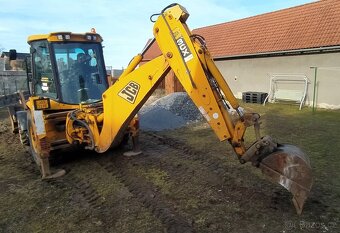 Bagr JCB 3CX - 3