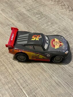 Cars - Natahovací autíčko Lightning Mcqueen Mattel - 3