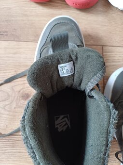 Kotníkové tenisky  Vans vel.39 - 3