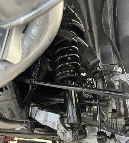 Kompletní antikorozní ochrana podvozku a dutin - 3