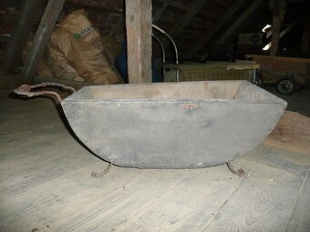 Historické kočárky ze staré půdy - 3