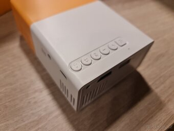 Mini LED projektor YG300 USB, HDMI žlutý - 3