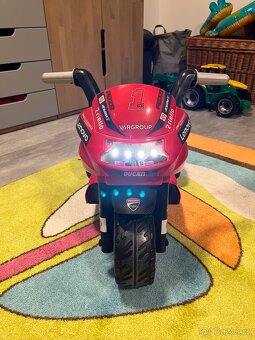 Elektrická tříkolka Ducati - 3