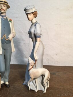 soška Dáma a chrt Muž s kufrem Royal DUX design Xavier - 3