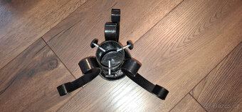 Nový stojan na vánoční stromek - kovový - 3