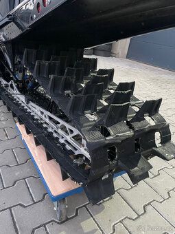 Polaris RMK 850 Khaos 155 rv 2020 - 3