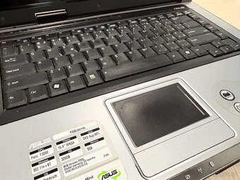 Asus F5GL - 3