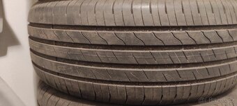 Goodyear EfficientGrip Performance 2 215/55 R17 98W - 3