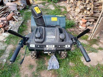 BENZÍNOVÁ SNĚHOVÁ FRÉZA 10,5 HP - 3