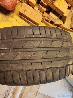 Pneu Hankook R20 - 3
