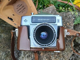 3x Starší fotoaparát Beirette K100, Praktica FX3, Agfa - 3