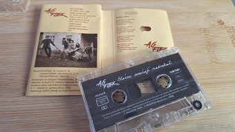 AG FLEK - BLÁZNI UMÍRAJÍ NADVAKRÁT, MC 1996 - 3