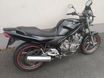 YAMAHA XJ600N - 3