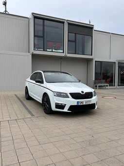 Octavia RS - 3