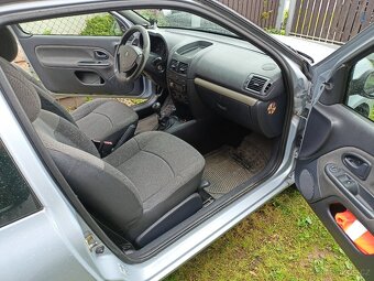 Renault clio - 3