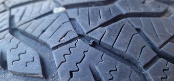 Zimní pneu 205/55 R16 V XL DOT [3821] 4.8mm 2ks - 3