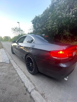 E92 325xi - 3