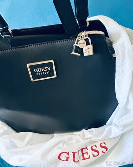Guess kabelka s cenovkou - 3