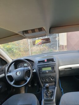 Škoda octavia 2 1.6fsi - 3