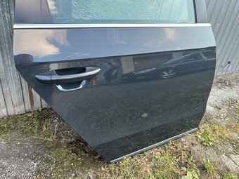 Zadni prave dvere passat b7 kombi - 3