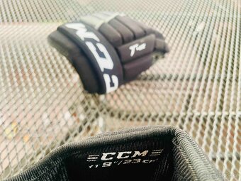 Prodám dětské hokejové rukavice CCM Tacks 4R Pro 3 - 3