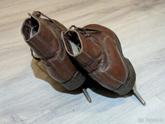 Starožitné dětské brusle - 3