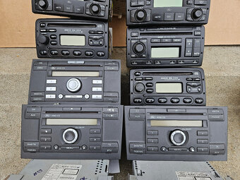 Ford autorádia originál RDS - 3