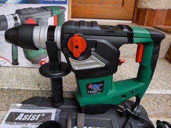 Prodám NEPOUŽITÉ vrtací a bourací kladivo ASIST 1800 W -7 J. - 3