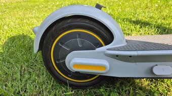 Koloběžka Ninebot MAX G30LE - 3