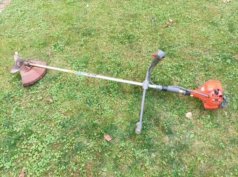 Křovinořez Oleo-Mac 725 T - 3