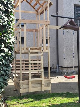 Prodáme dřevěné dětské hřiště - 3