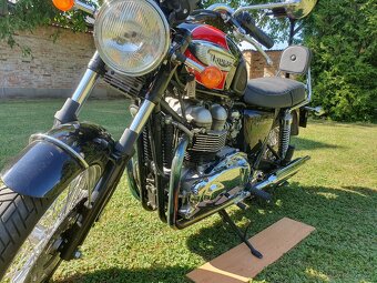 Triumph Bonneville T100 - 3