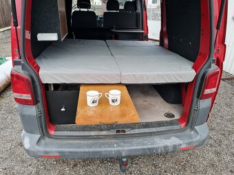 VW Transporter T5 obytný - 3