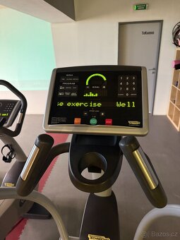 ELIPTICKÝ TRENAŽÉR TECHNOGYM EXCITE 700 - 3