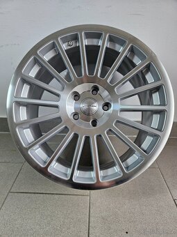 Alu kola Vossen 5x112 18" - Top - 3