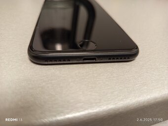 Apple iPhone SE 2020 64Gb šedý - 3