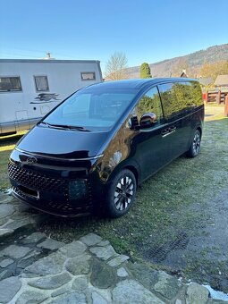 Prodam Hyundai Staria 2.2 CRDI Luxury 4x4 - 3
