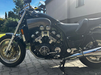 Yamaha V-MAX 1200 - 3