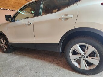 Nissan Qashqai 1.3 DIG-T ,64.000 km, serv. kniha - 3