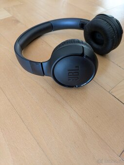 Zánovní sluchátka JBL 520BT černá - 3