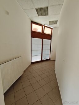 Pronájem nebytového prostoru v centru Liberce - 3
