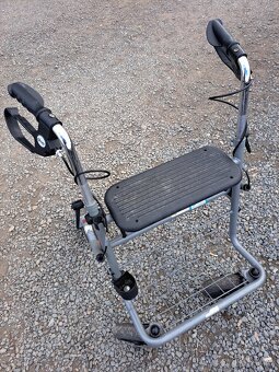 Chodítko pro seniory - 3