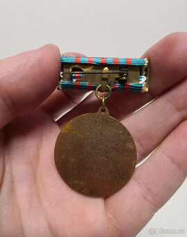 Hasičská medaila ČSSR za vernosť - 20 rokov služby - 3