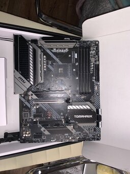 MSI MAG B550 Tomahawk - 3