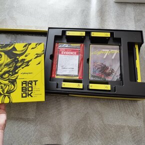Cyberpunk 2077 sběratelka edice PS4 rozbaleno pouze - 3