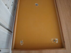 STARÁ POSTEL NA NOŽIČKÁCH 90 x 200 cm - 3