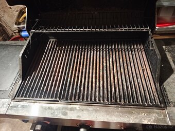 plynovy grill Chair Broll Performance - 3