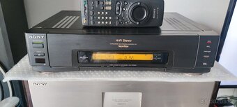 SONY SLV E 1000 - 3