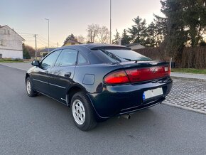 Mazda 323f - 3