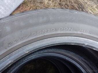 225/55 R19 99H M+S - 3